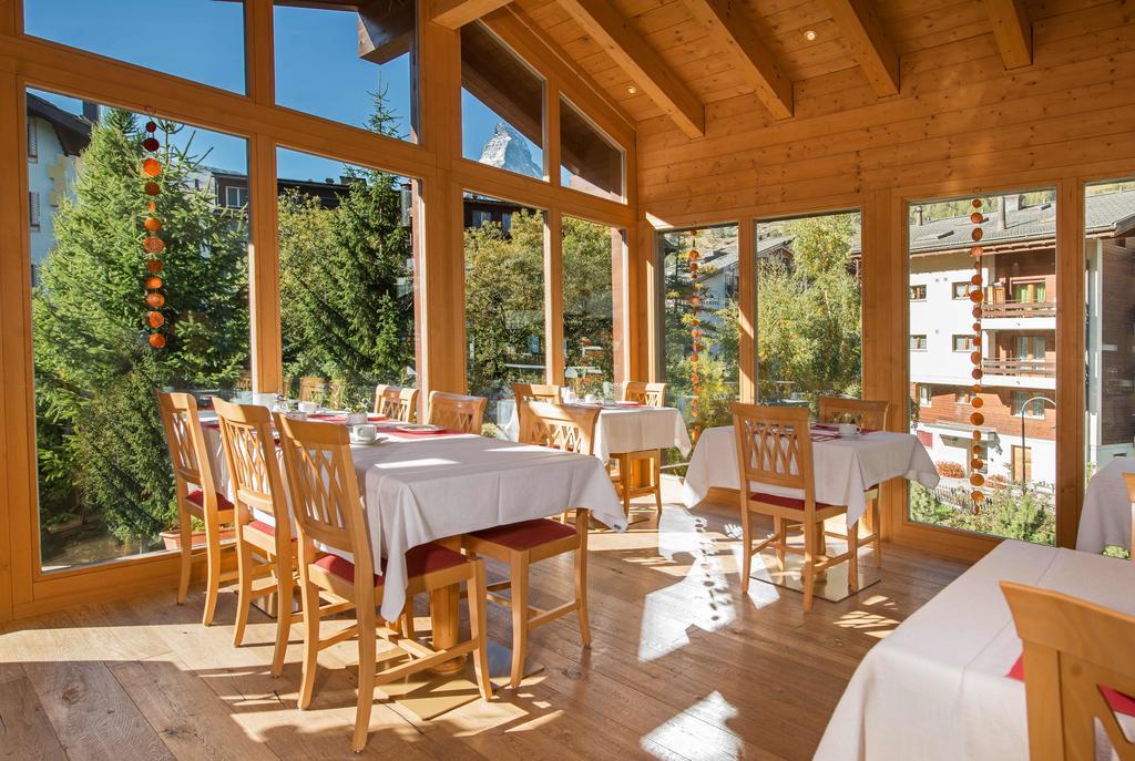 Hotel Dufour Alpin Superior - Adults Only Zermatt Exterior foto